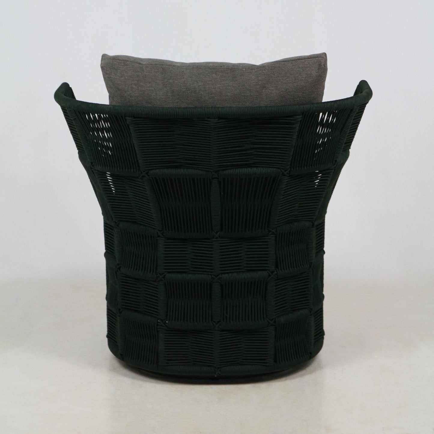 Outdoor Lounge Chair with UV protected outdoor weaving